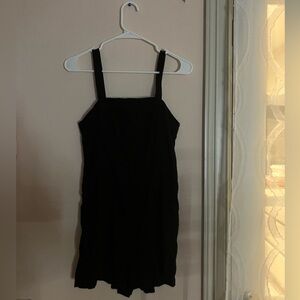 Old navy women’s (size small) black romper!